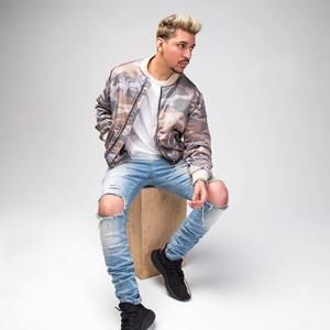 Meet your Posher, Jafet